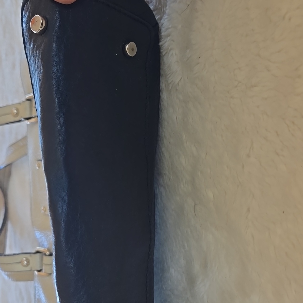 Two-Tone Black and Cream Tote Bag Kate Spade Purse - Picture 4 of 14